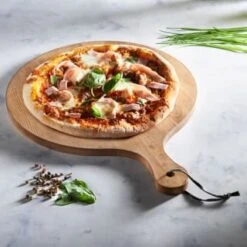 B&M Wooden Pizza Board -Household Items Shop 346842 wooden chop and serve board