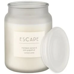 B&M Large Spa Scented Candle - White - Escape -Household Items Shop 368691 large spa candle escape 3