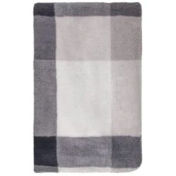 B&M Highland Mono Check Sherpa Doublesided Throw 8 B&M Highland Mono Check Sherpa Doublesided Throw -Household Items Shop 388811 highland check sherpa throw 4
